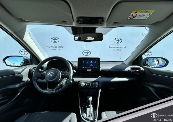 Toyota Yaris cena 104500 przebieg: 1, rok produkcji 2024 z Wałbrzych małe 46